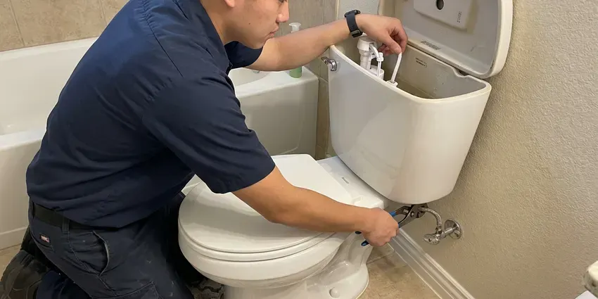 Toilet Repair in Detroit